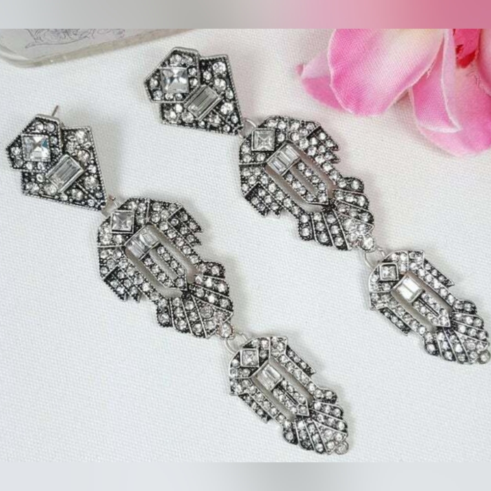 Stella & Dot Elegant Silver Art Deco Style Crystal Drop Earrings